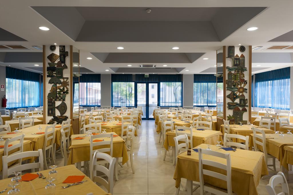 Hotel Miami Lido di Jesolo Exterior foto