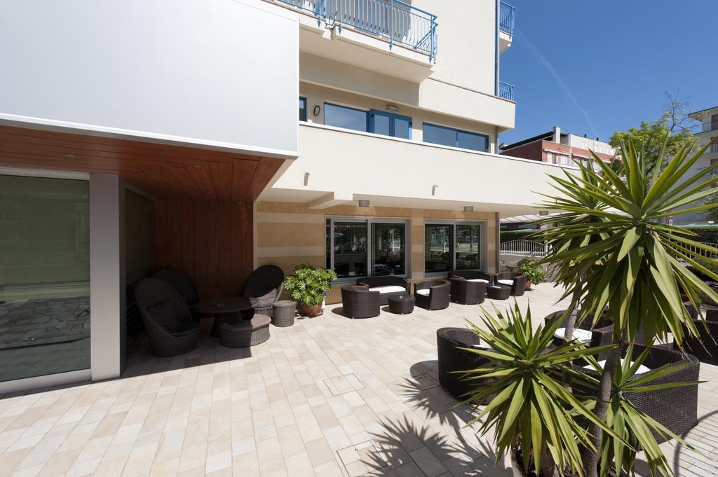 Hotel Miami Lido di Jesolo Exterior foto